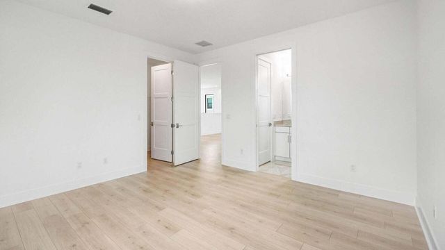 13185 Faberge Place, Palm Beach Gardens, FL 33418