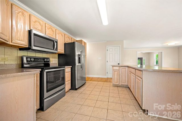 5732 S Nc 9 Highway, Tryon, NC 28782