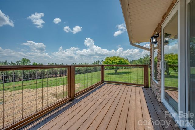 5732 S Nc 9 Highway, Tryon, NC 28782
