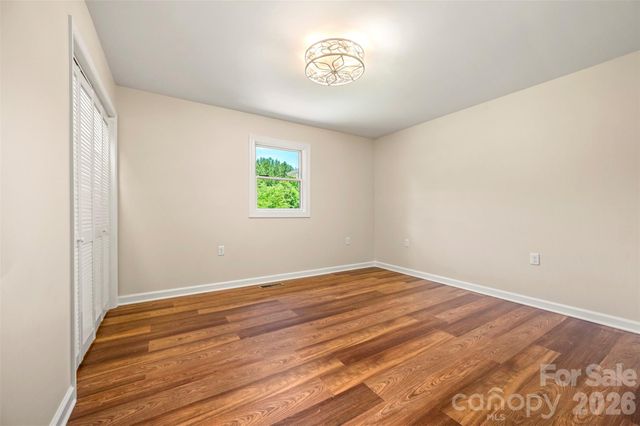 5732 S Nc 9 Highway, Tryon, NC 28782