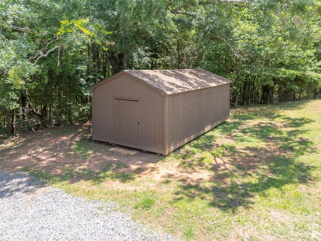 5732 S Nc 9 Highway, Tryon, NC 28782