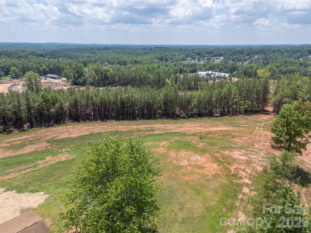 5732 S Nc 9 Highway, Tryon, NC 28782