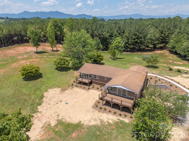 5732 S Nc 9 Highway, Tryon, NC 28782