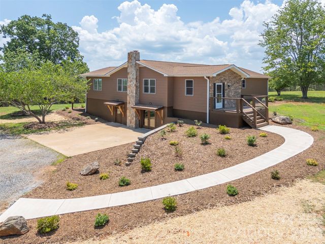 5732 S Nc 9 Highway, Tryon, NC 28782