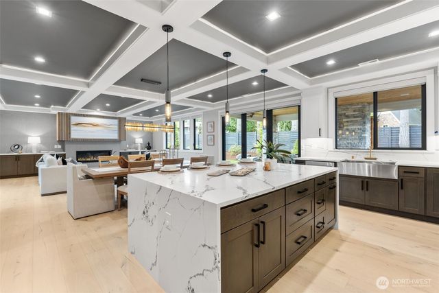 12608 NE 30th Street, Bellevue, WA 98005