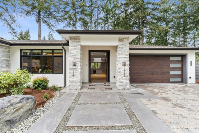 12608 NE 30th Street, Bellevue, WA 98005