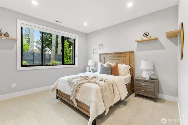 12608 NE 30th Street, Bellevue, WA 98005