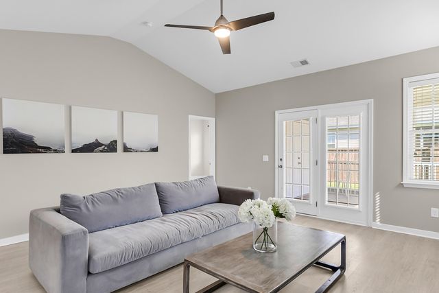 8113 Saveur Lane, Charleston, SC 29406