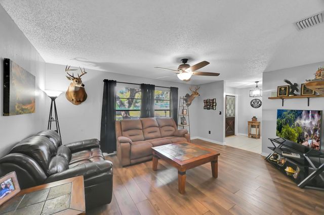 4410 Areca Palm Drive, Fort Pierce, FL 34982