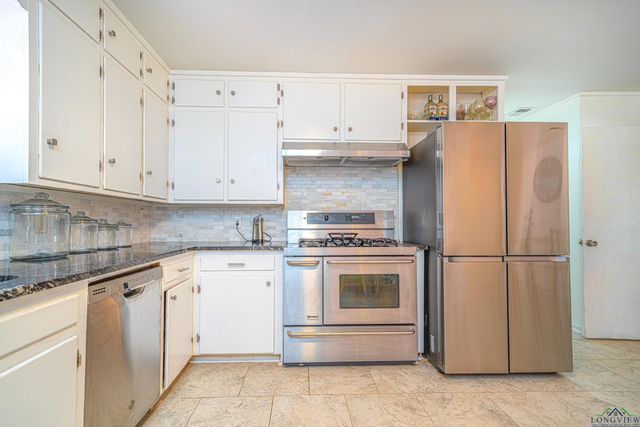 2215 Redbud, Kilgore, TX 75662