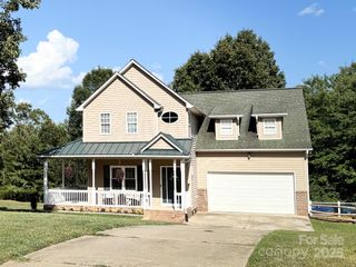 2105 Pinnacle View Drive, Kings Mountain, NC 28086