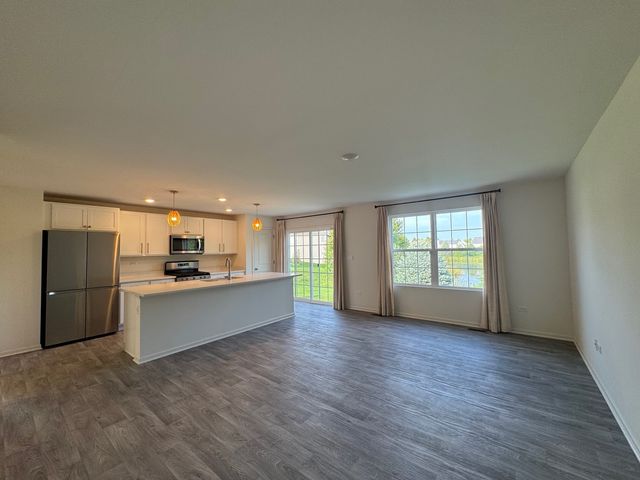 2068 Canyon Creek Court 2068, Aurora, IL 60503