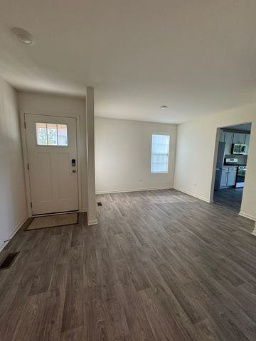 2068 Canyon Creek Court 2068, Aurora, IL 60503