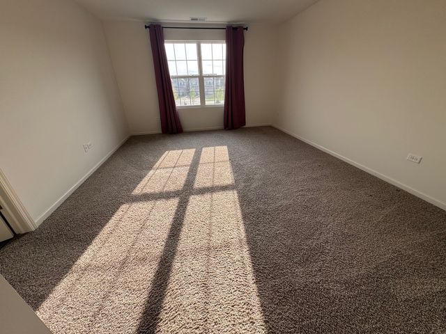 2068 Canyon Creek Court 2068, Aurora, IL 60503