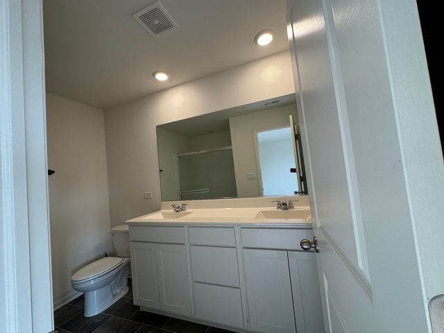 2068 Canyon Creek Court 2068, Aurora, IL 60503