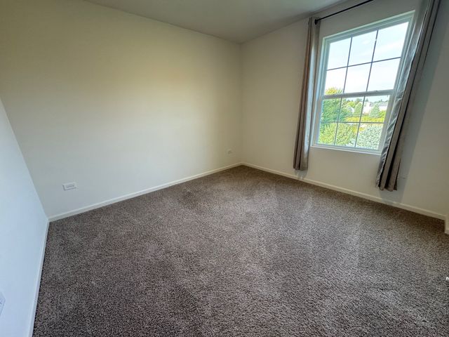 2068 Canyon Creek Court 2068, Aurora, IL 60503