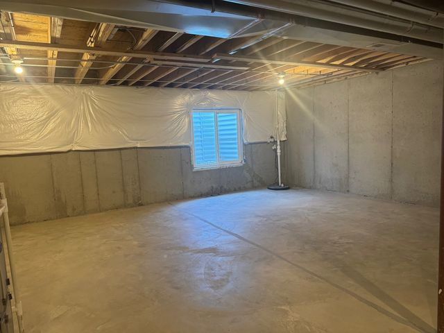 2068 Canyon Creek Court 2068, Aurora, IL 60503
