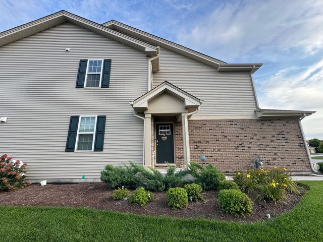 2068 Canyon Creek Court 2068, Aurora, IL 60503