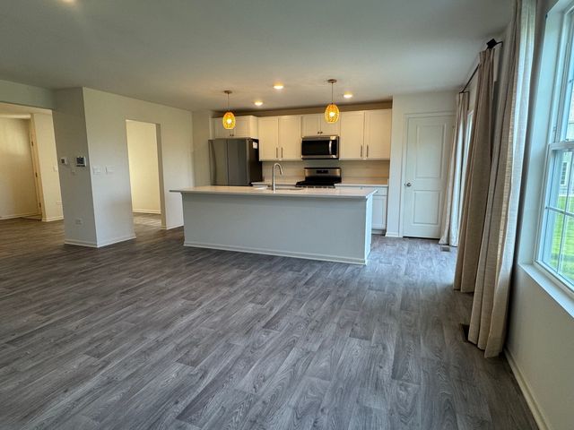 2068 Canyon Creek Court 2068, Aurora, IL 60503