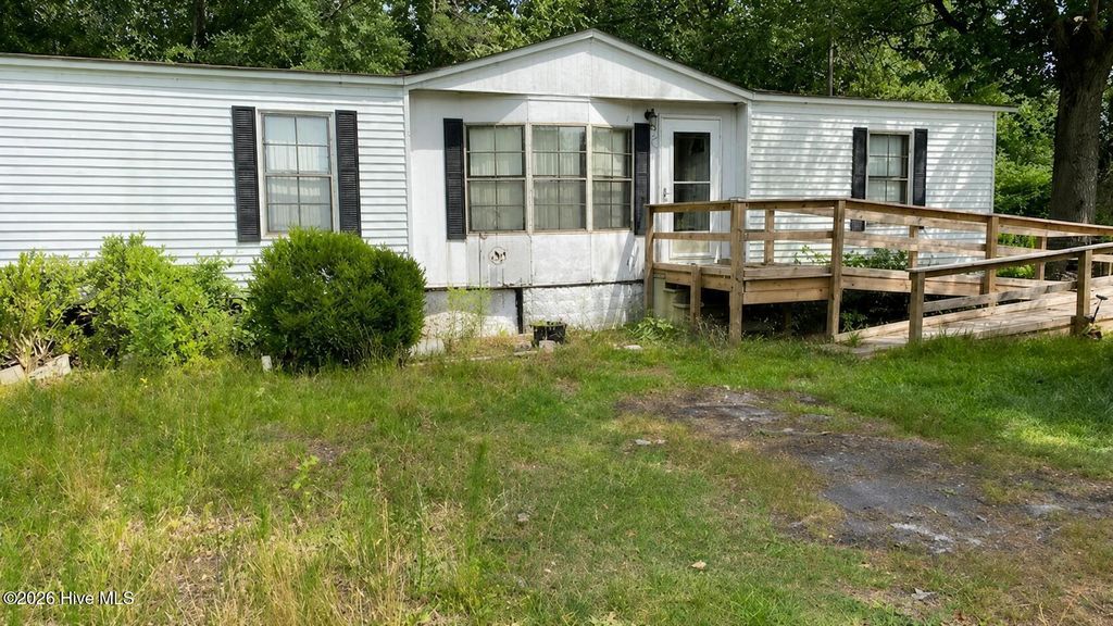 9559 Us 17 Highway, Chocowinity, NC 27817
