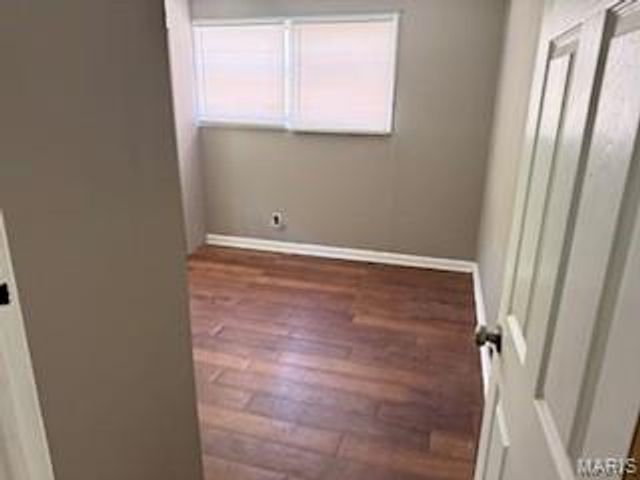 9843 Edgefield Drive, St Louis, MO 63136