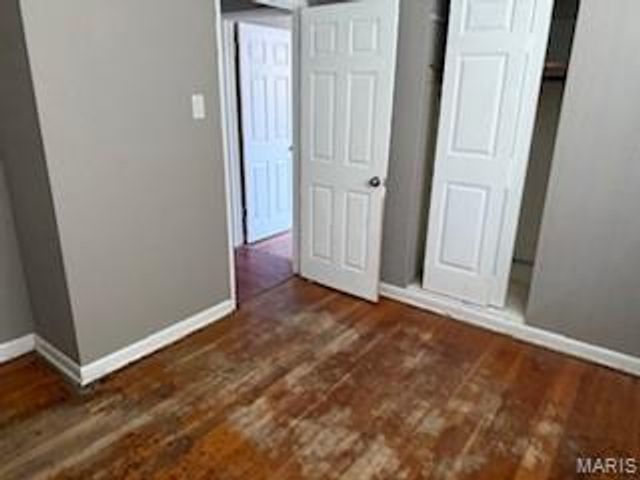 9843 Edgefield Drive, St Louis, MO 63136