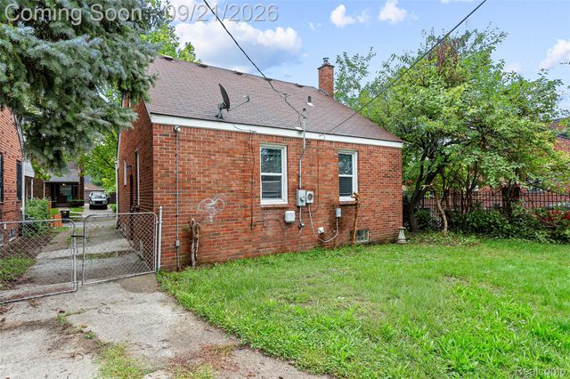 20163 Bramford Street, Detroit, MI 48234
