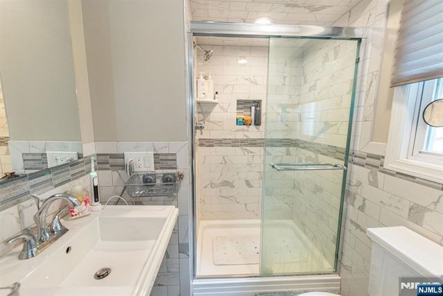 31 Grover Drive, Wayne, NJ 07470