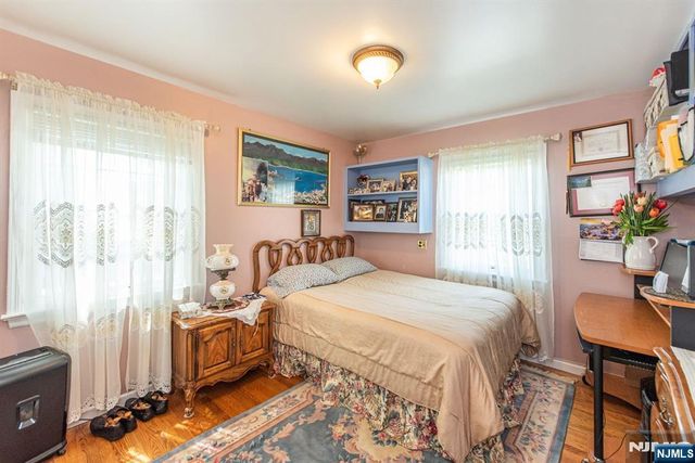 31 Grover Drive, Wayne, NJ 07470