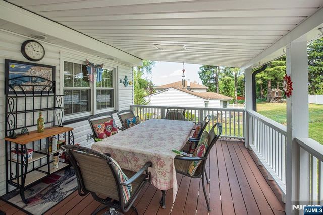 31 Grover Drive, Wayne, NJ 07470