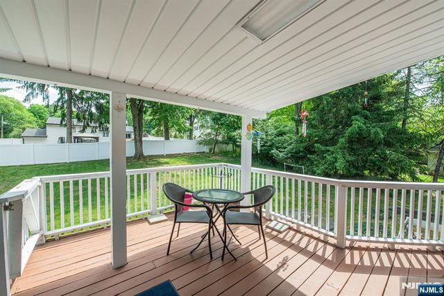 31 Grover Drive, Wayne, NJ 07470