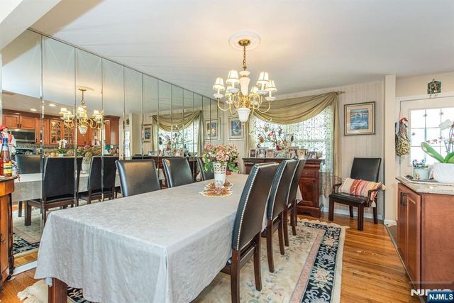 31 Grover Drive, Wayne, NJ 07470