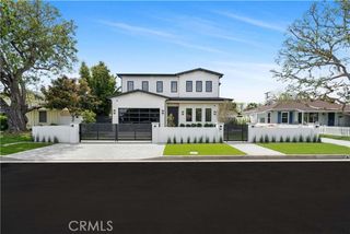 4919 Mammoth Avenue, Sherman Oaks, CA 91423