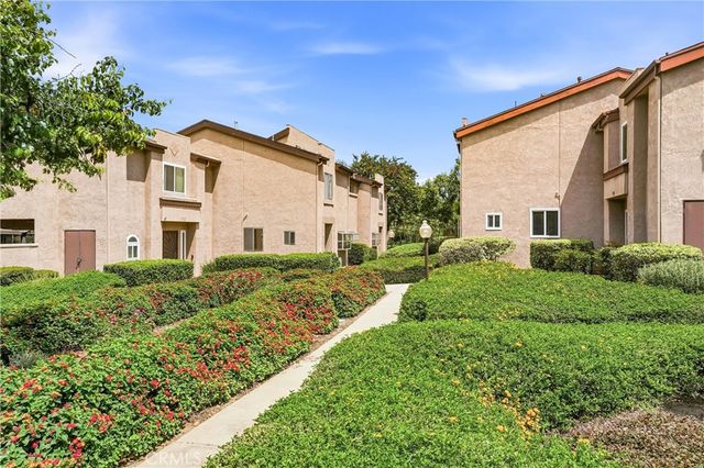 1710 S Mountain Avenue B, Ontario, CA 91762