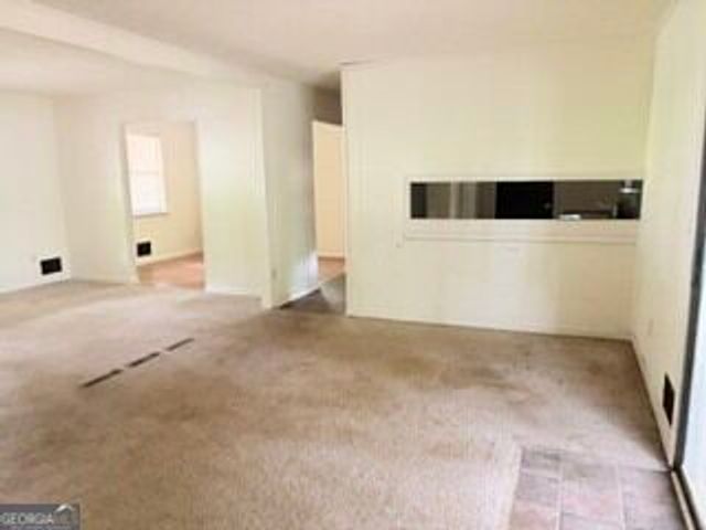 4395 Glade Road, Forest Park, GA 30297
