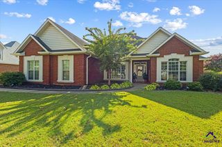 129 Roseine Drive, Warner Robins, GA 31088