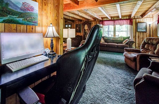 422 AUTUMN Lane, Gatlinburg, TN 37738