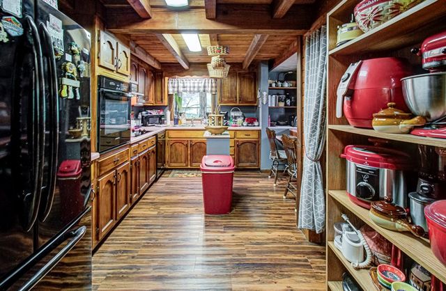 422 AUTUMN Lane, Gatlinburg, TN 37738