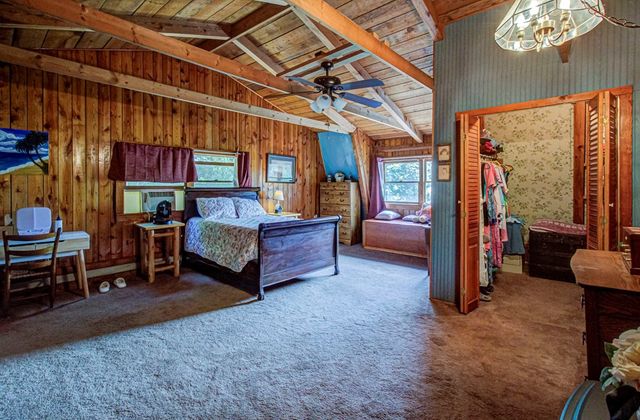 422 AUTUMN Lane, Gatlinburg, TN 37738