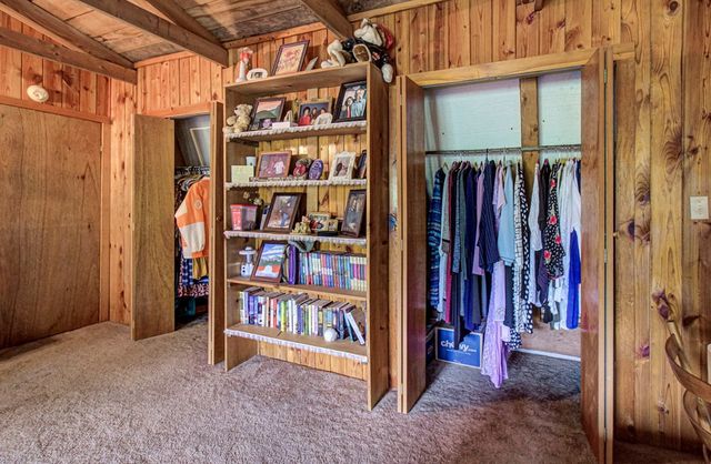 422 AUTUMN Lane, Gatlinburg, TN 37738