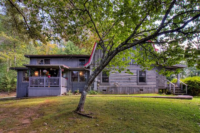 422 AUTUMN Lane, Gatlinburg, TN 37738