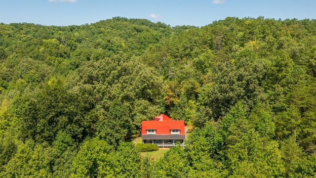 422 AUTUMN Lane, Gatlinburg, TN 37738