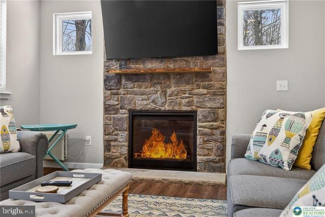 204 YUMA TRL, Pocono Lake, PA 18347