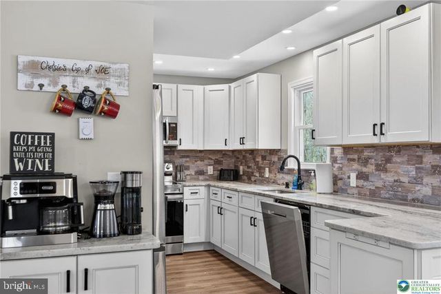 204 YUMA TRL, Pocono Lake, PA 18347