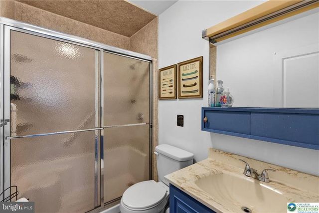 204 YUMA TRL, Pocono Lake, PA 18347