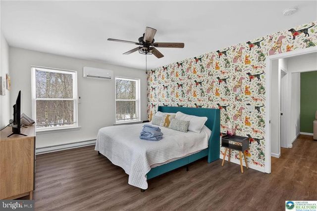 204 YUMA TRL, Pocono Lake, PA 18347