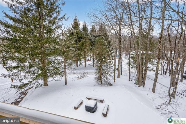 204 YUMA TRL, Pocono Lake, PA 18347