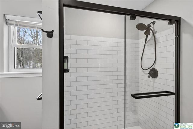 204 YUMA TRL, Pocono Lake, PA 18347