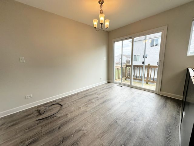 1665 Ruby Drive 1, Pingree Grove, IL 60140