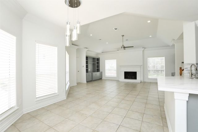 1715 Cottage Landing Lane, Houston, TX 77077